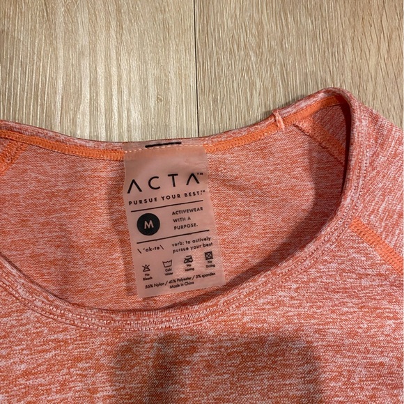 ACTA Seamless Orange Sunset Set top and leggings medium - Picture 2 of 6
